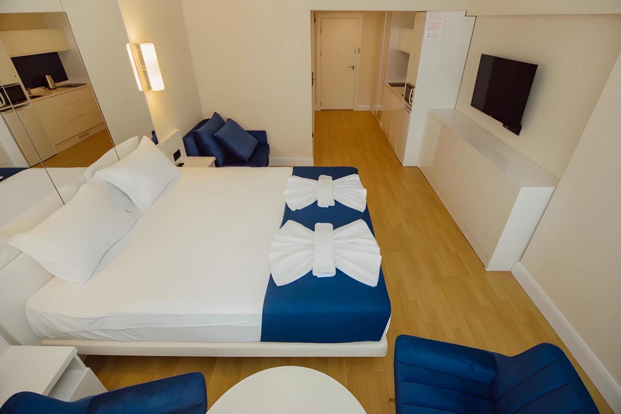 Suites Orbi City Aparthotel 바투미 외부 사진