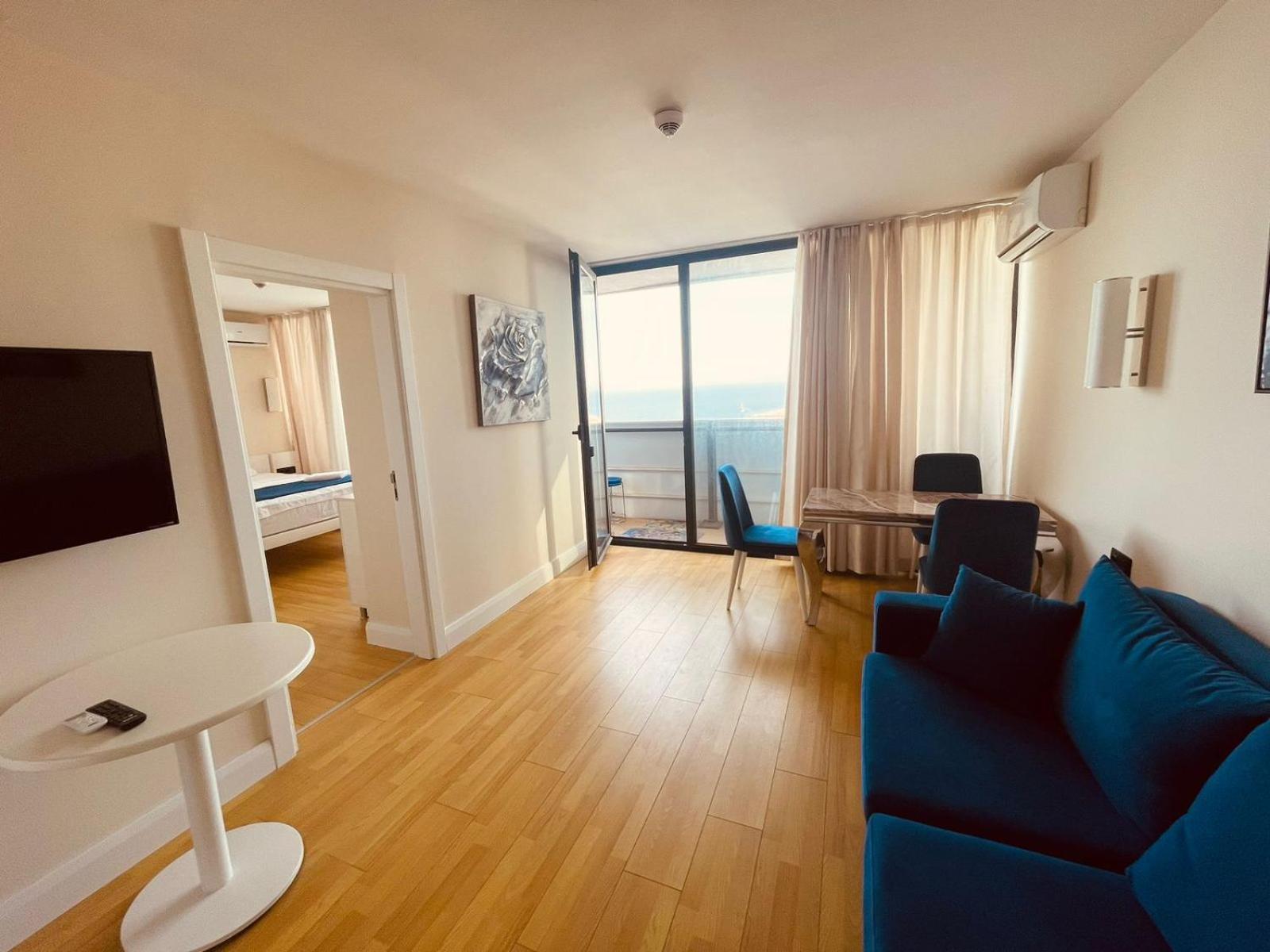Suites Orbi City Aparthotel 바투미 외부 사진