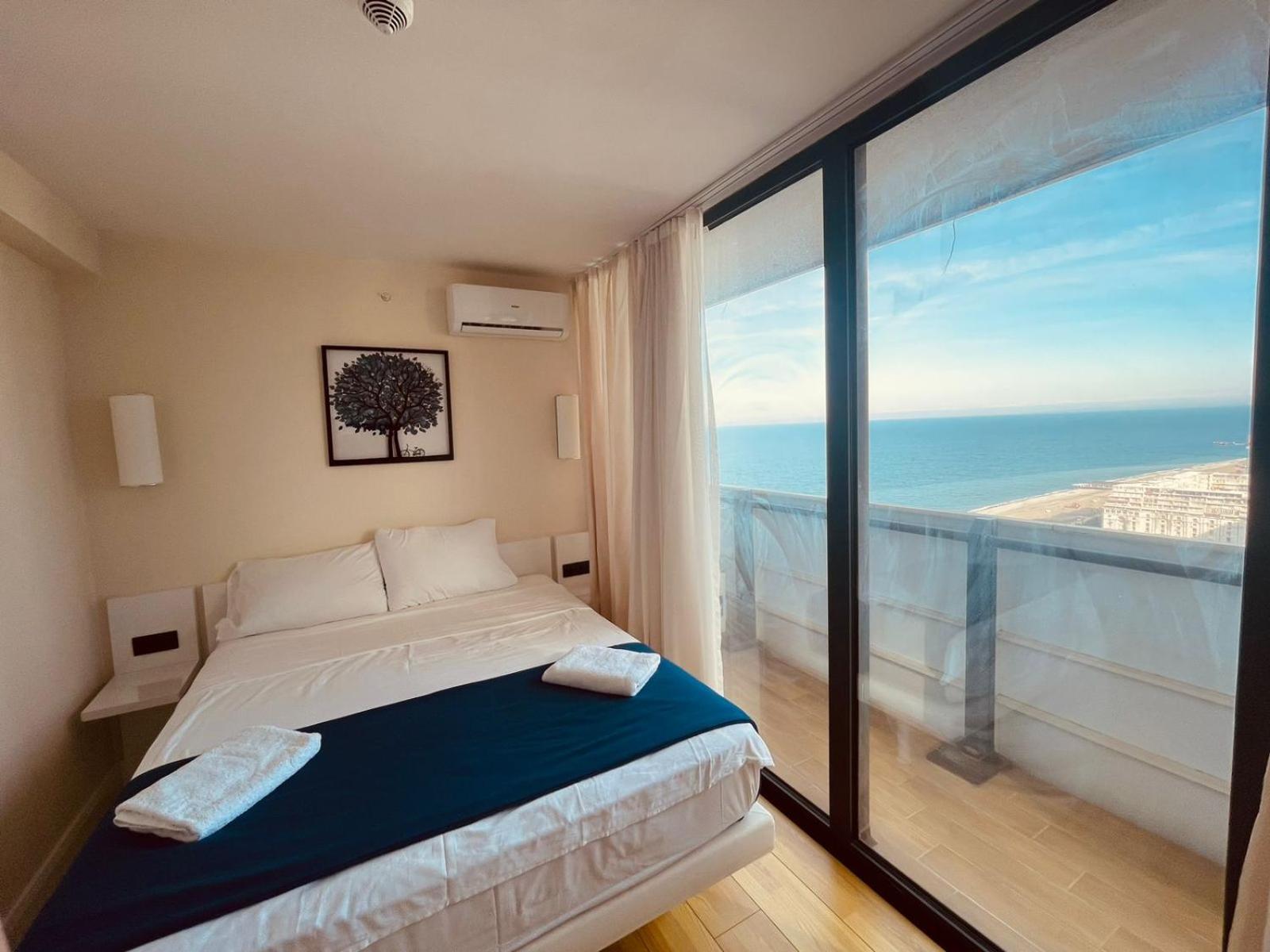 Suites Orbi City Aparthotel 바투미 외부 사진