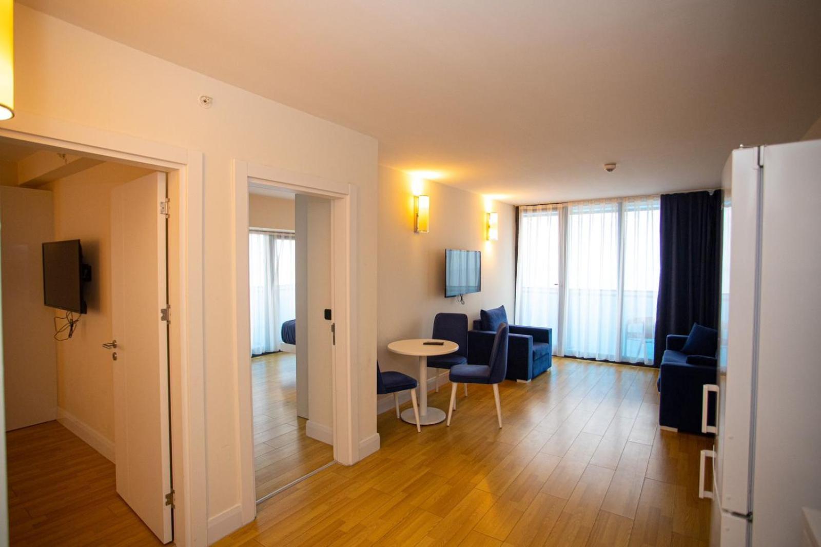 Suites Orbi City Aparthotel 바투미 외부 사진