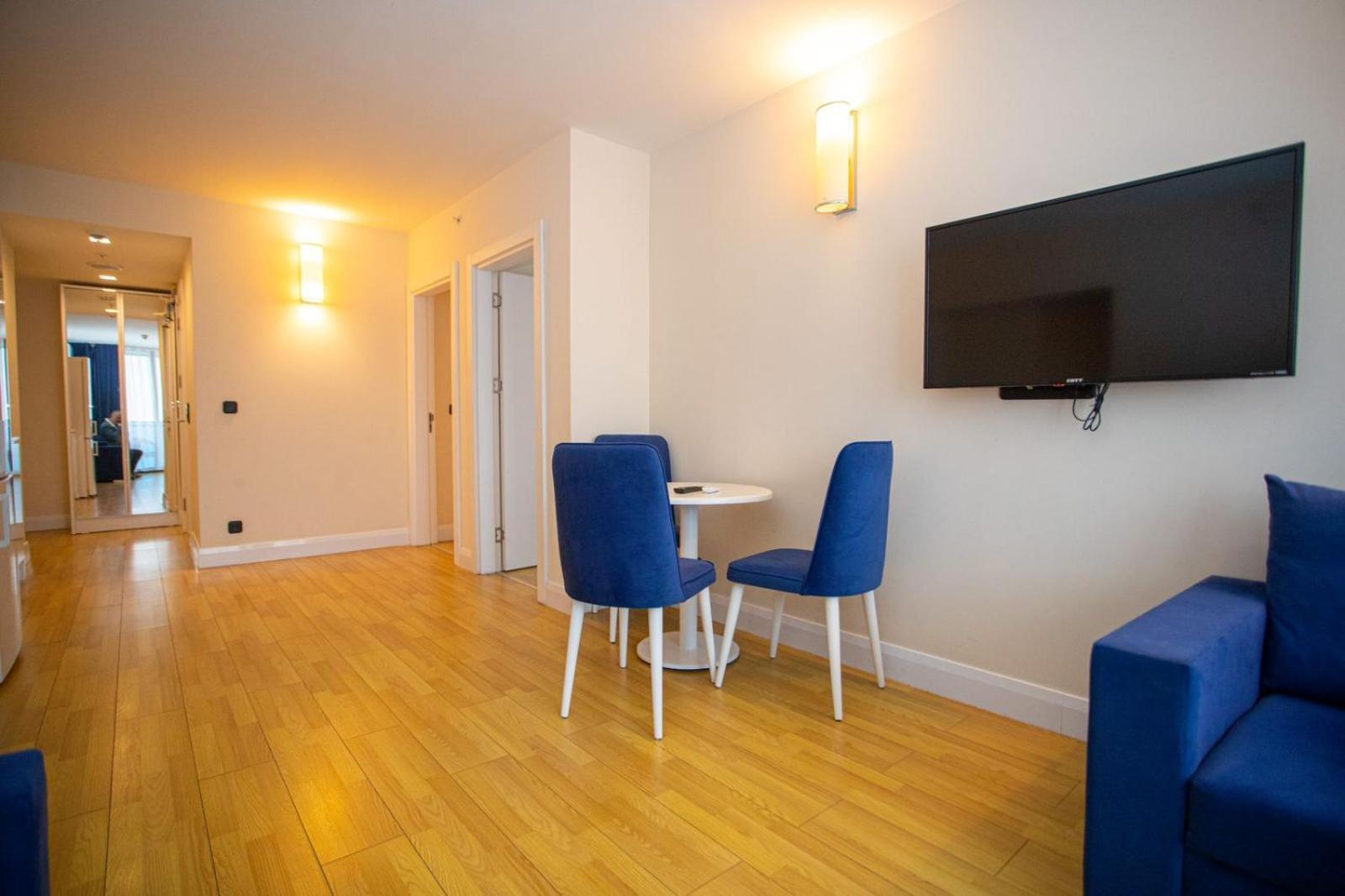 Suites Orbi City Aparthotel 바투미 외부 사진