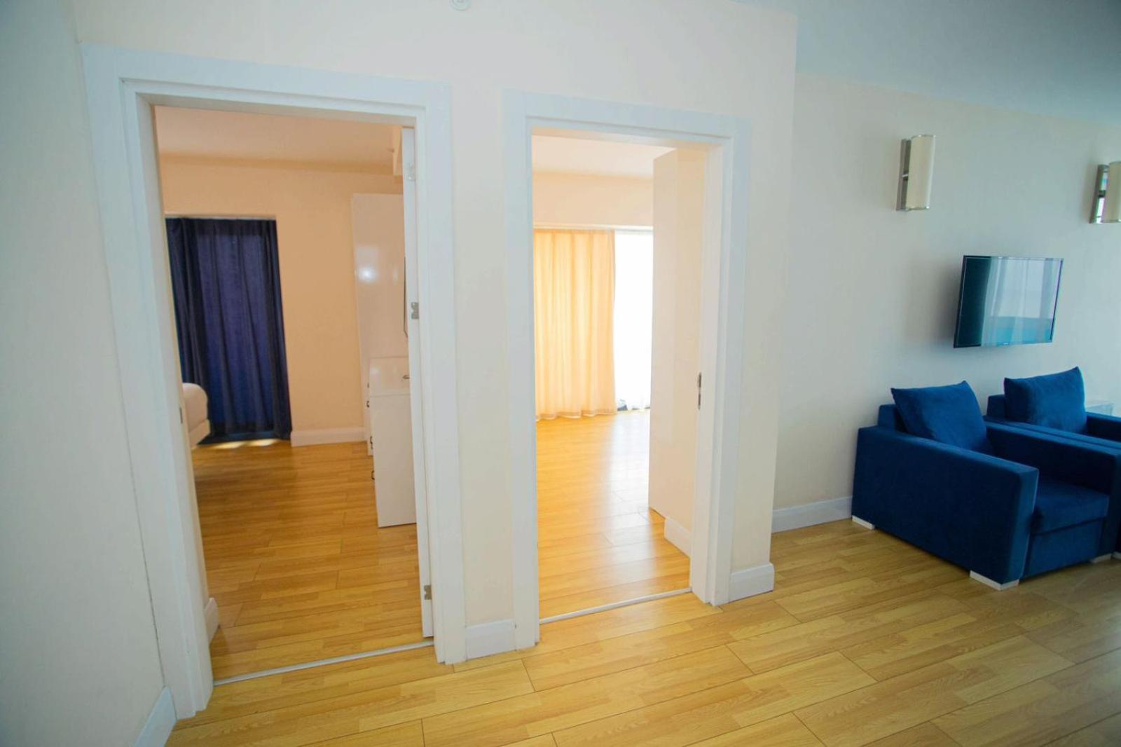 Suites Orbi City Aparthotel 바투미 외부 사진