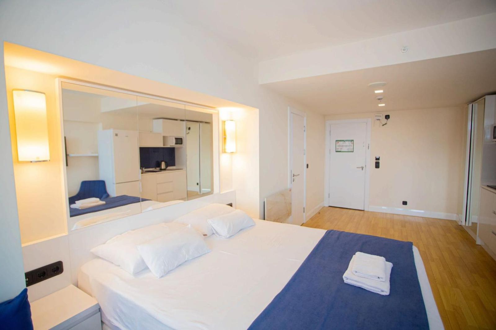 Suites Orbi City Aparthotel 바투미 외부 사진
