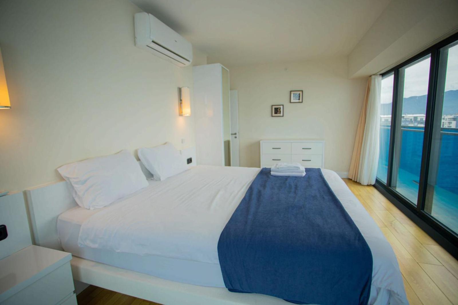 Suites Orbi City Aparthotel 바투미 외부 사진
