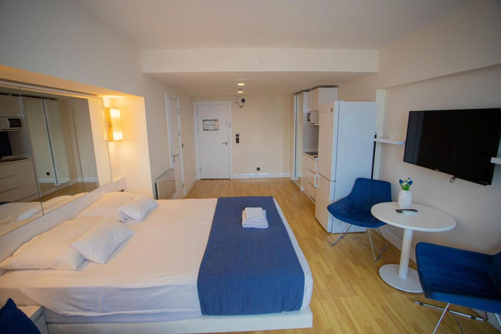 Suites Orbi City Aparthotel 바투미 외부 사진