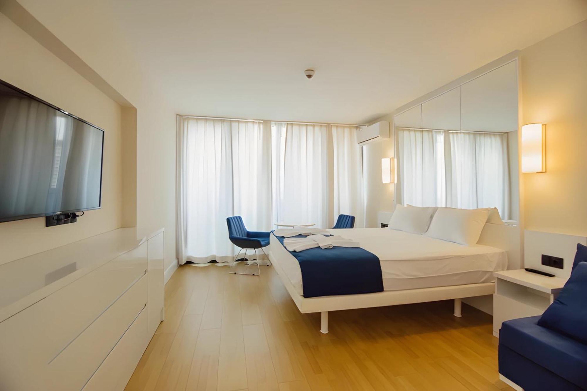 Suites Orbi City Aparthotel 바투미 외부 사진